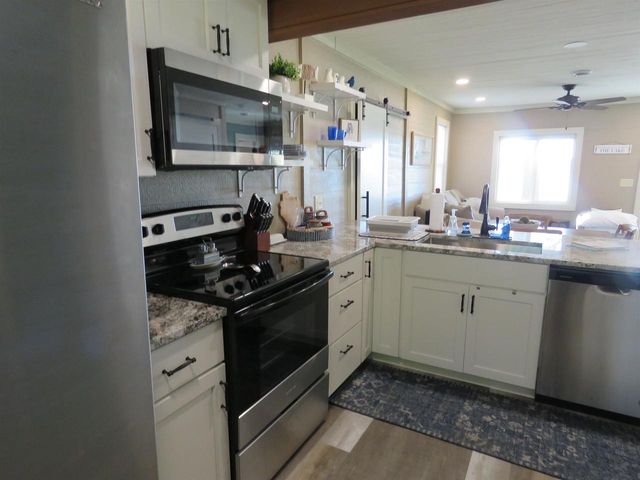 W10397 Blackhawk Trail, Fox Lake, WI 53933