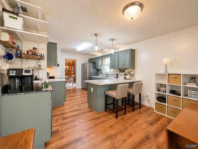 2709 Friar Tuck Court SW, Decatur, AL 35603