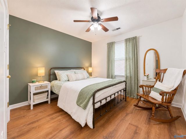2709 Friar Tuck Court SW, Decatur, AL 35603