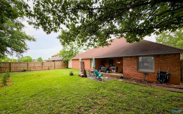2709 Friar Tuck Court SW, Decatur, AL 35603