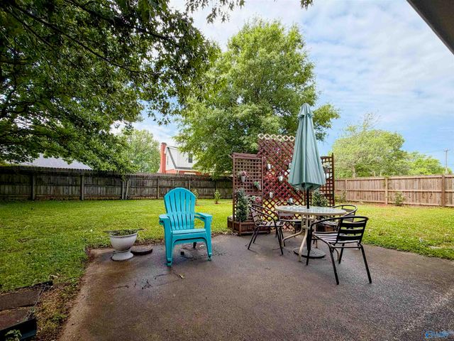 2709 Friar Tuck Court SW, Decatur, AL 35603