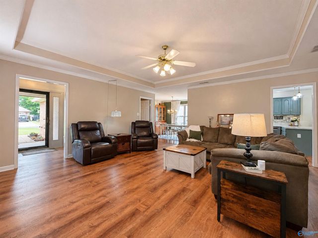 2709 Friar Tuck Court SW, Decatur, AL 35603