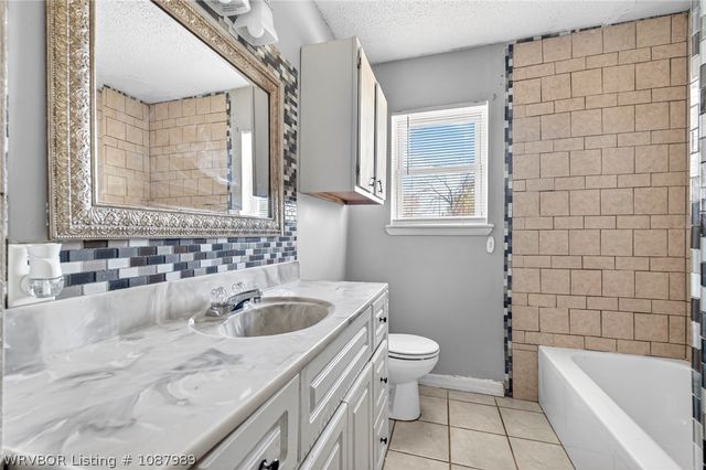 904 22nd Street, Barling, AR 72923