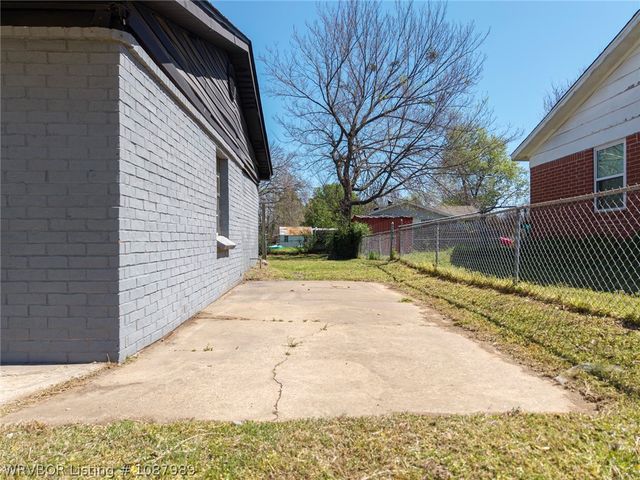 904 22nd Street, Barling, AR 72923