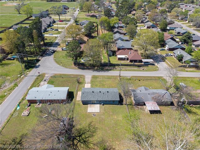 904 22nd Street, Barling, AR 72923