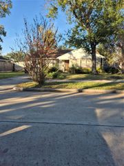 8046 Turquoise Lane, Houston, TX 77055