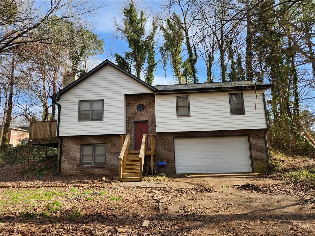 5472 Four Winds Drive SW, Lilburn, GA 30047