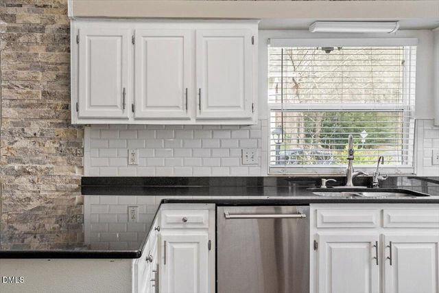 107 Covington Drive, Chapel Hill, NC 27514