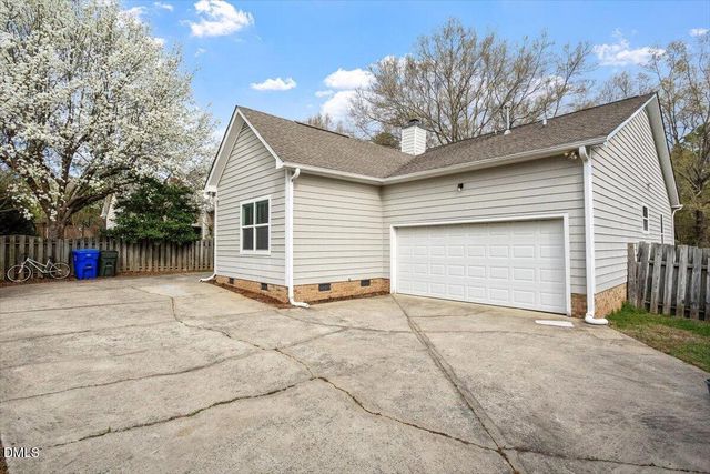 107 Covington Drive, Chapel Hill, NC 27514