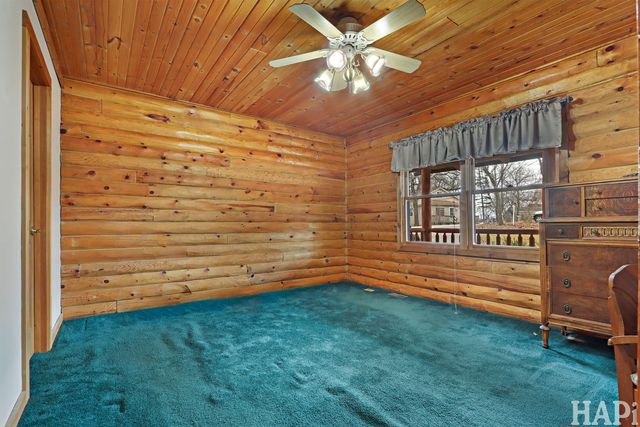 707 Quinn Road, Mchenry, IL 60051