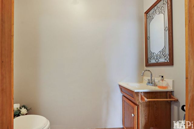 707 Quinn Road, Mchenry, IL 60051