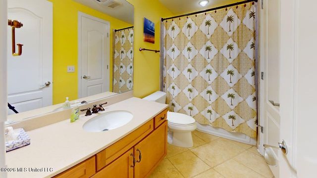 1200 Beach Drive, 705, Gulfport, MS 39507
