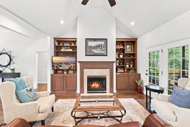 142 E Pleasant Colony Drive, Aiken, SC 29803