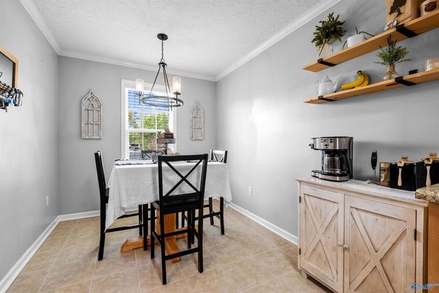 141 Swindall Circle, Rainbow City, AL 35906