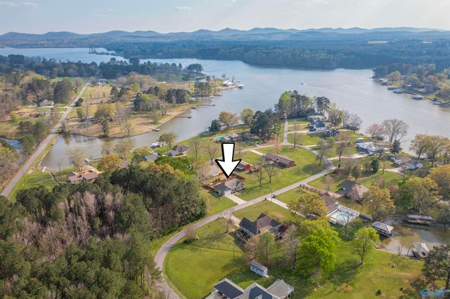 141 Swindall Circle, Rainbow City, AL 35906