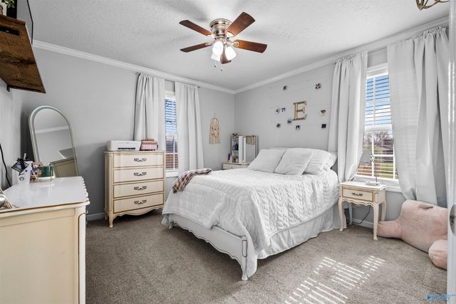 141 Swindall Circle, Rainbow City, AL 35906