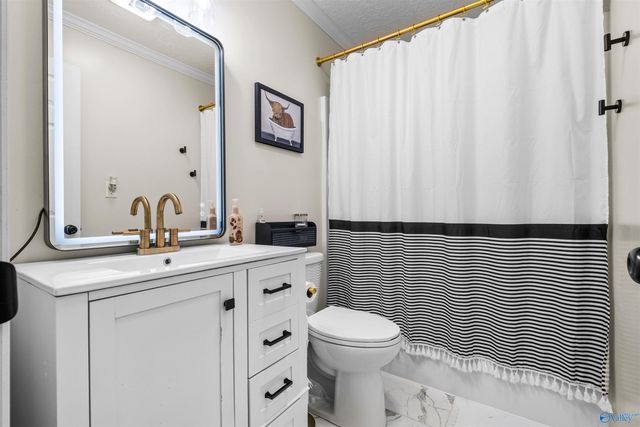 141 Swindall Circle, Rainbow City, AL 35906