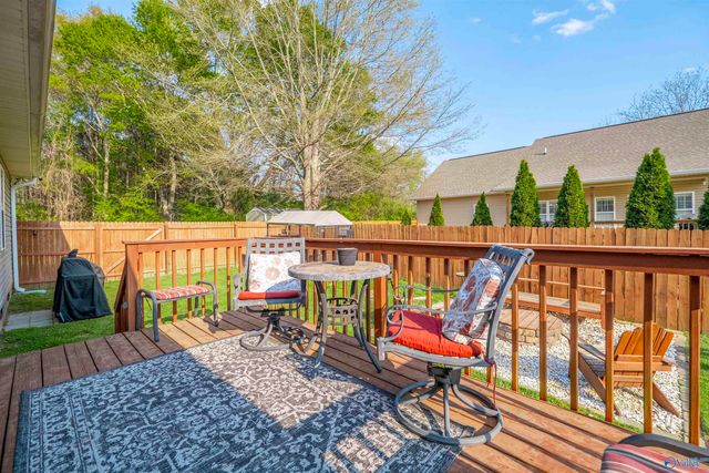 141 Swindall Circle, Rainbow City, AL 35906