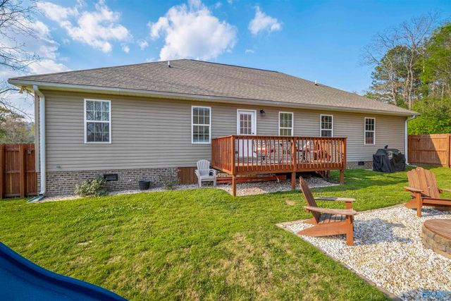 141 Swindall Circle, Rainbow City, AL 35906