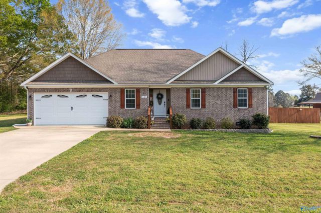 141 Swindall Circle, Rainbow City, AL 35906