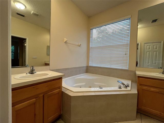 2923 SWEETSPIRE CIRCLE, Oviedo, FL 32766