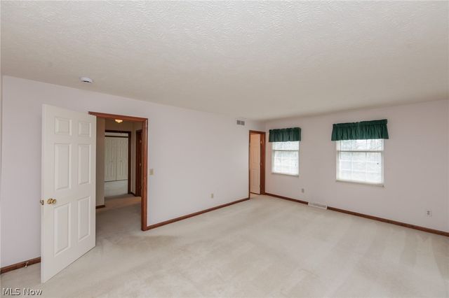 5111 Rockport Cove, Stow, OH 44224