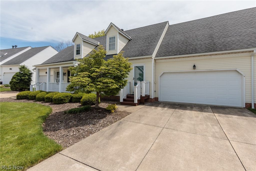 5111 Rockport Cove, Stow, OH 44224