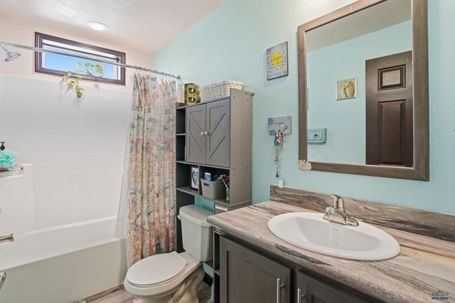 13771 TRIPLE S DR, Rapid City, SD 57702