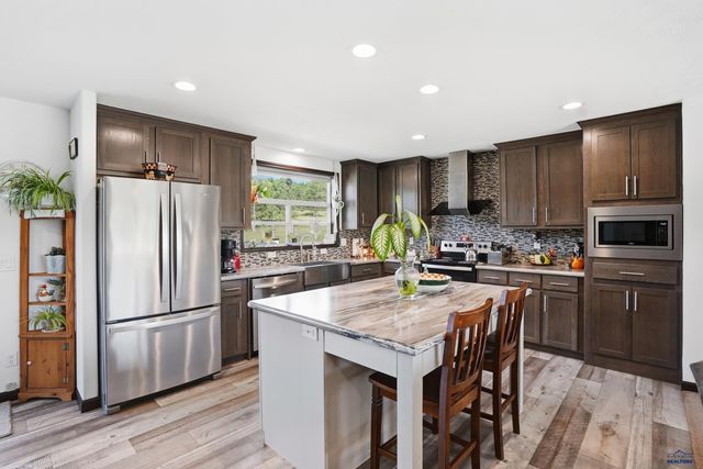 13771 TRIPLE S DR, Rapid City, SD 57702
