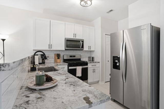 1029 Summertime Court, Dyer, IN 46311