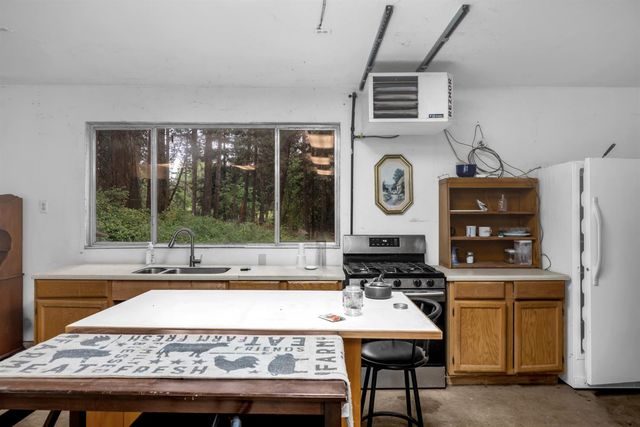 14882 Old Emigrant Rd, Pioneer, CA 95666