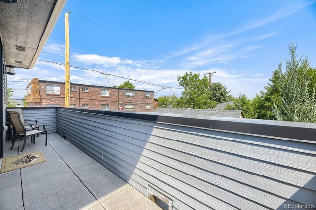 3275 S Logan Street, Englewood, CO 80113