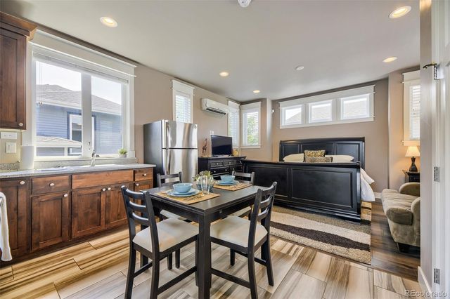 3275 S Logan Street, Englewood, CO 80113