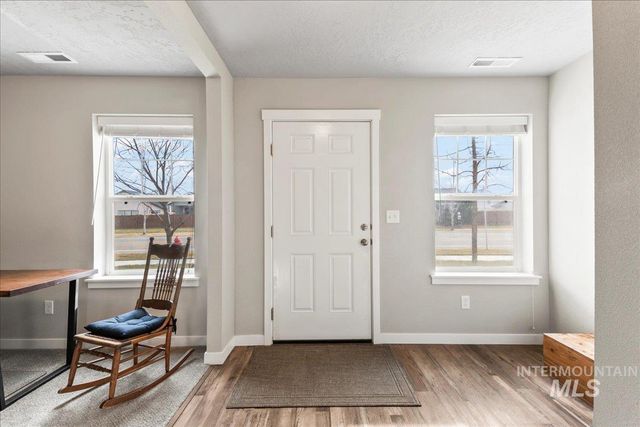 7662 S Sea Breeze Way, Boise, ID 83709