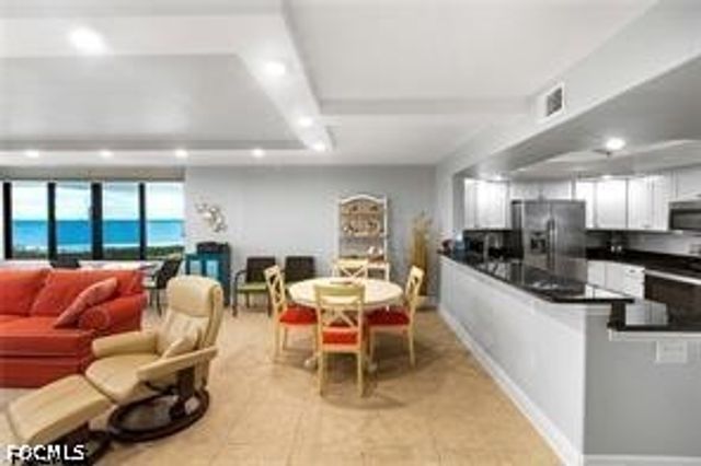 6672 Estero BLVD A711, Fort Myers Beach, FL 33931