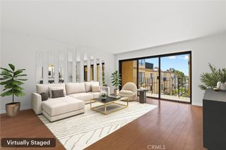 2662 E 20th Street 306, Signal Hill, CA 90755