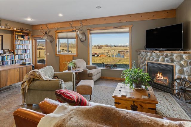 520 Blazing Sky Lane, Ellensburg, WA 98926