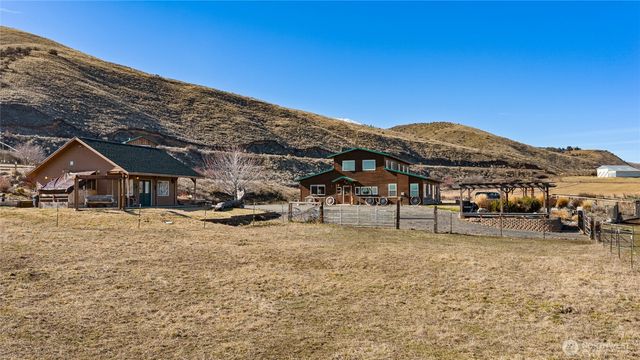 520 Blazing Sky Lane, Ellensburg, WA 98926