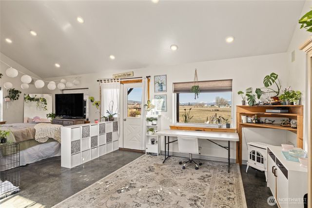 520 Blazing Sky Lane, Ellensburg, WA 98926