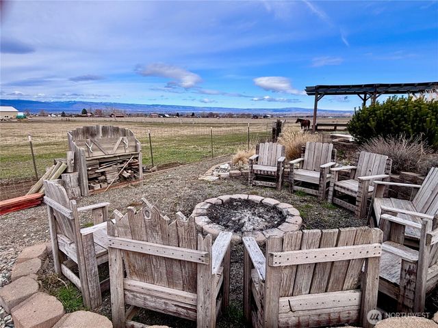 520 Blazing Sky Lane, Ellensburg, WA 98926