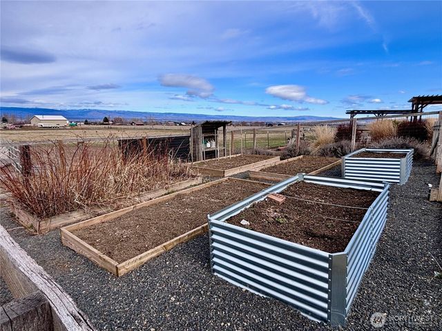 520 Blazing Sky Lane, Ellensburg, WA 98926