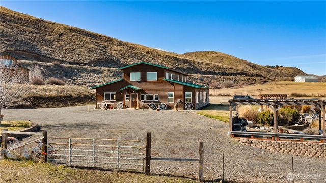 520 Blazing Sky Lane, Ellensburg, WA 98926
