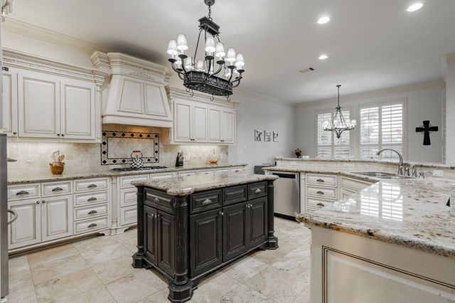 18 Kendal Court, Heath, TX 75032