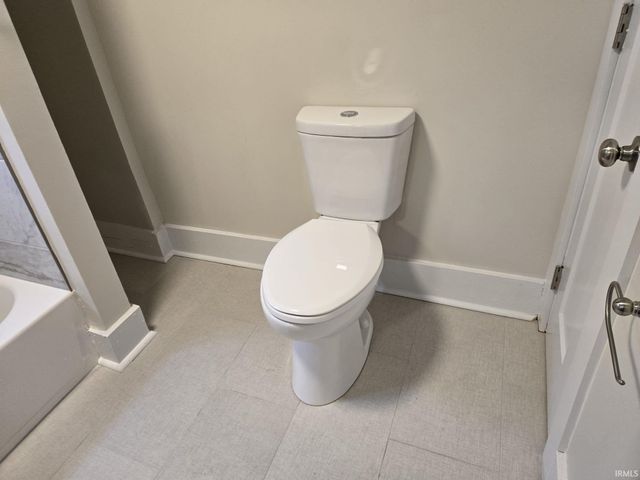 3927 Fairfield Avenue, Fort Wayne, IN 46807