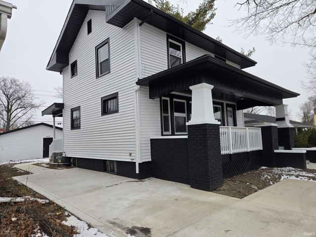 3927 Fairfield Avenue, Fort Wayne, IN 46807