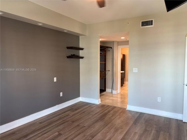 7900 Harbor Island Dr 622, North Bay Village, FL 33141