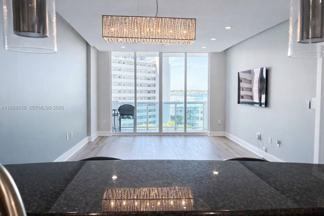 7900 Harbor Island Dr 622, North Bay Village, FL 33141