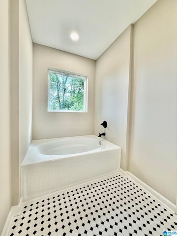 978 MONTEVALLO ROAD, Leeds, AL 35094