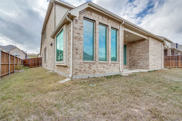 3305 Brookglen Drive, Lewisville, TX 75010