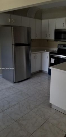 486 NE 210th Cir Ter 101-29, Miami, FL 33179